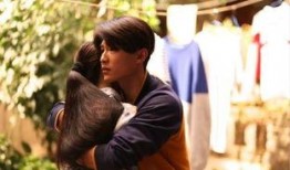 拥抱明月在线观看,在线共赏浪漫月色