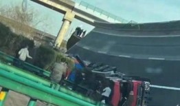 大桥事故最新爆料,揭秘事故真相与背后隐情