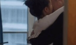 妻子出轨在线观看,妻子出轨事件在线直播全程回顾